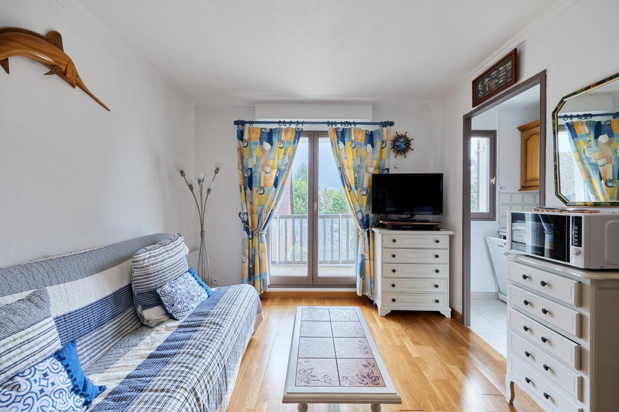 Apartment Le 32 De - A 400 M De La Cabourg